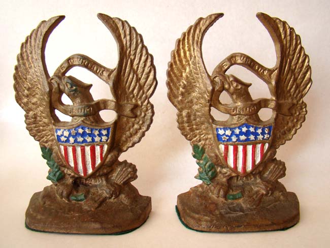 A pair painted cast iron American eagle bookends by Hubley Mfg. circa 1928